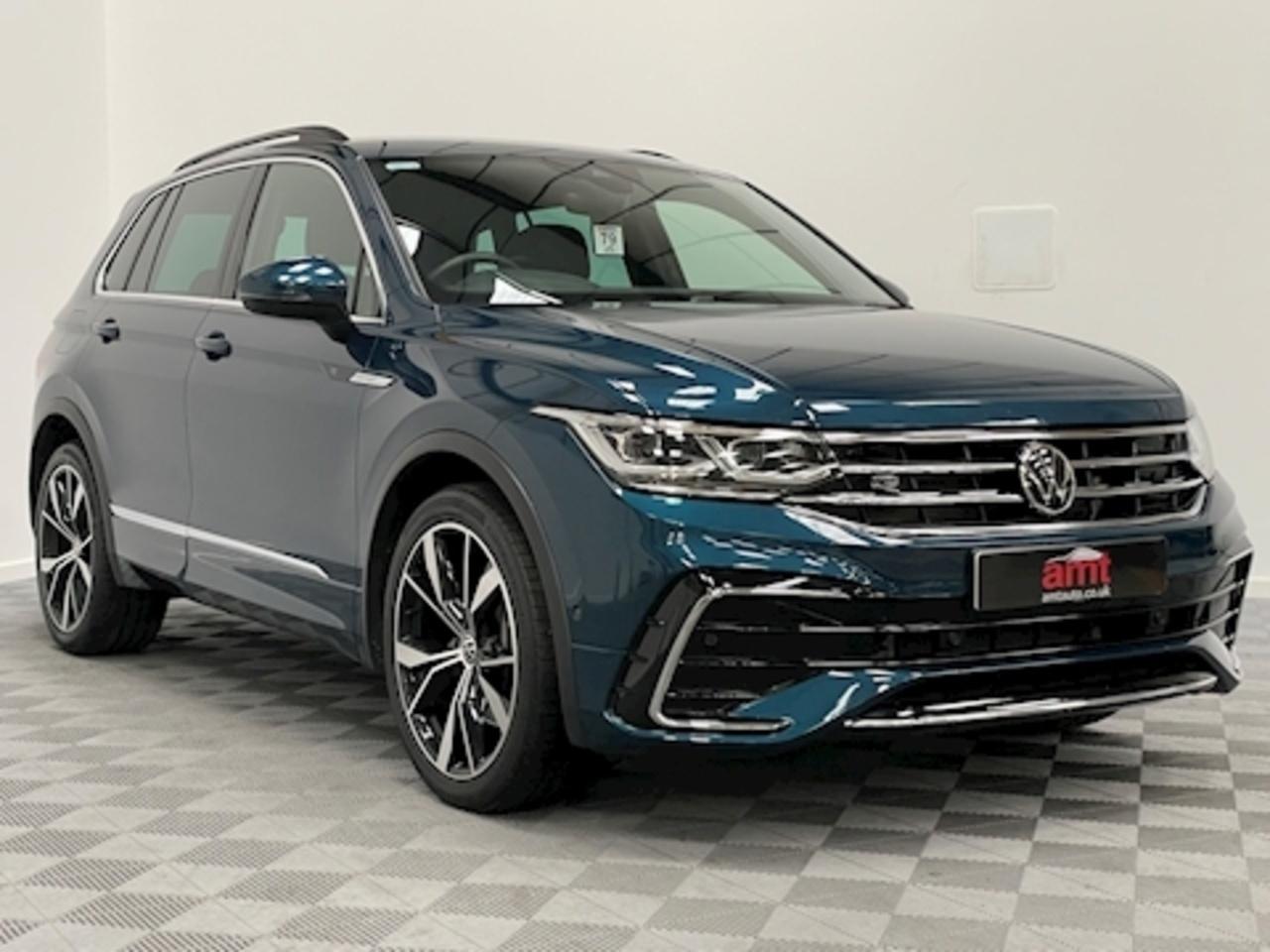 VOLKSWAGEN TIGUAN DIESEL ESTATE 2.0 TDI 4Motion R-Line 5dr DSG image