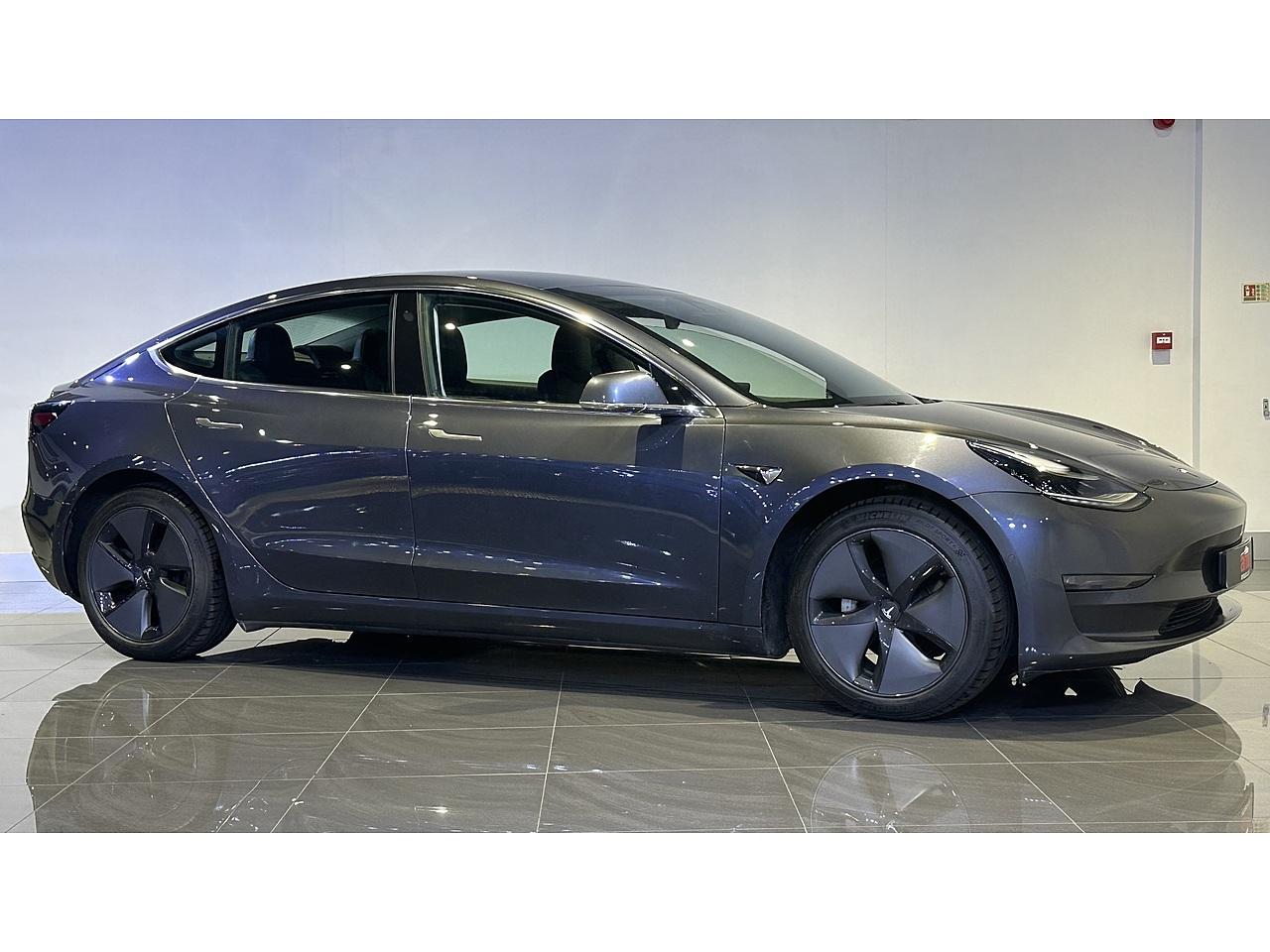 Used TESLA MODEL 3 SALOON car for sale with full service history at AMT Auto Leeds